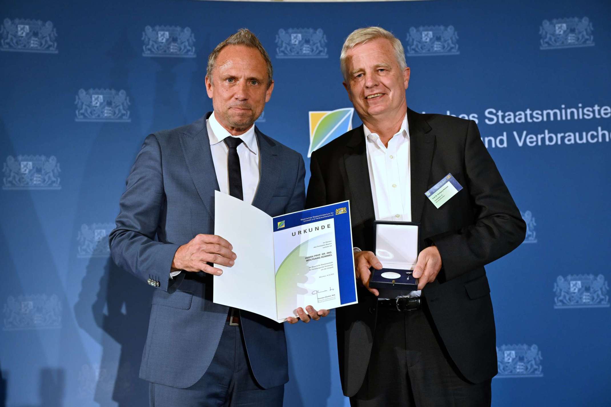 Wolfgang Rommel bei Auszeichnung / Bild: © Bayerisches Staatsministerium für Umwelt und Verbraucherschutz (StMUV)