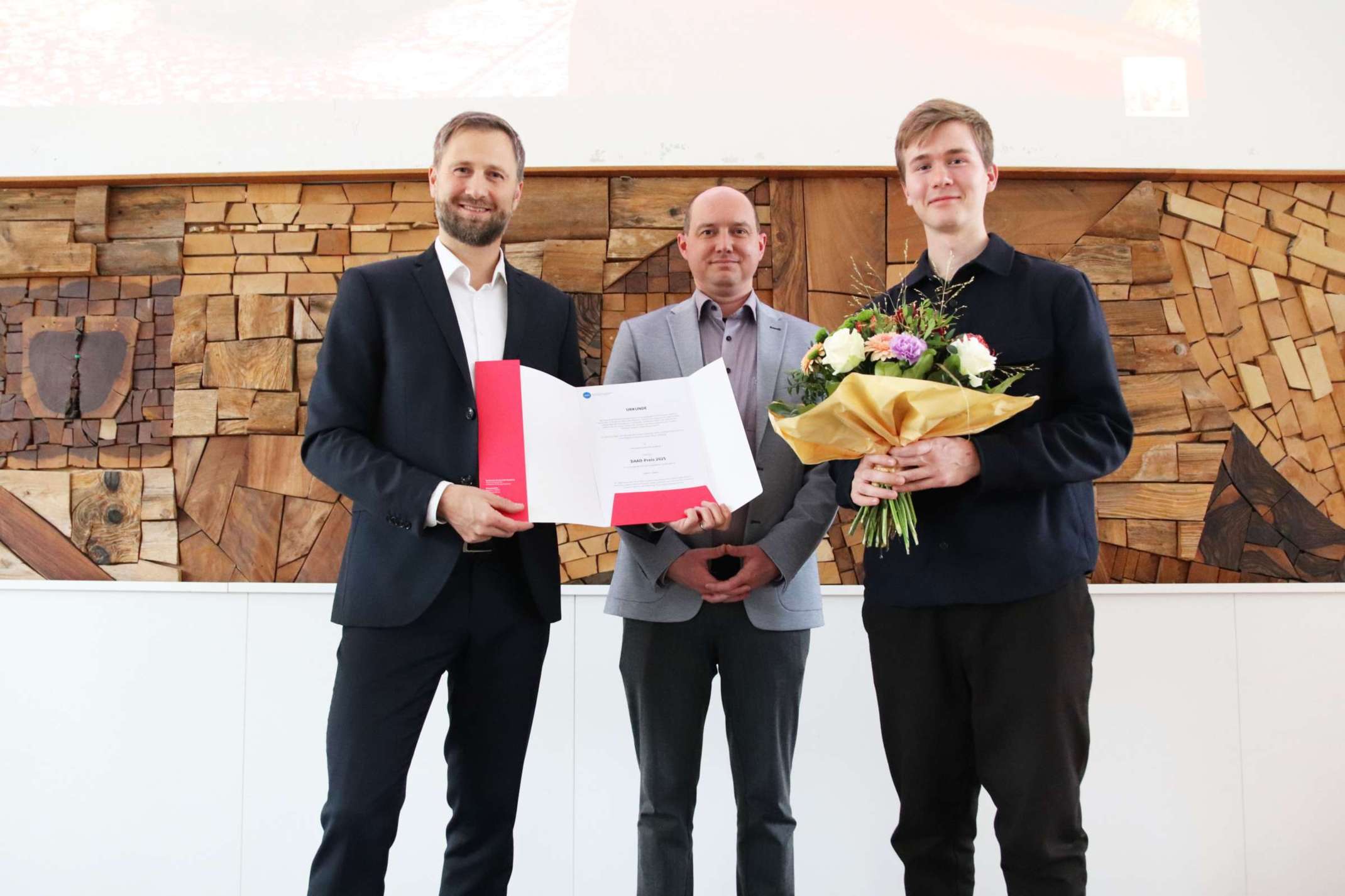 Prof. Dr. Arne Mayer, Dominik Maas und Vladimir Varaksin.