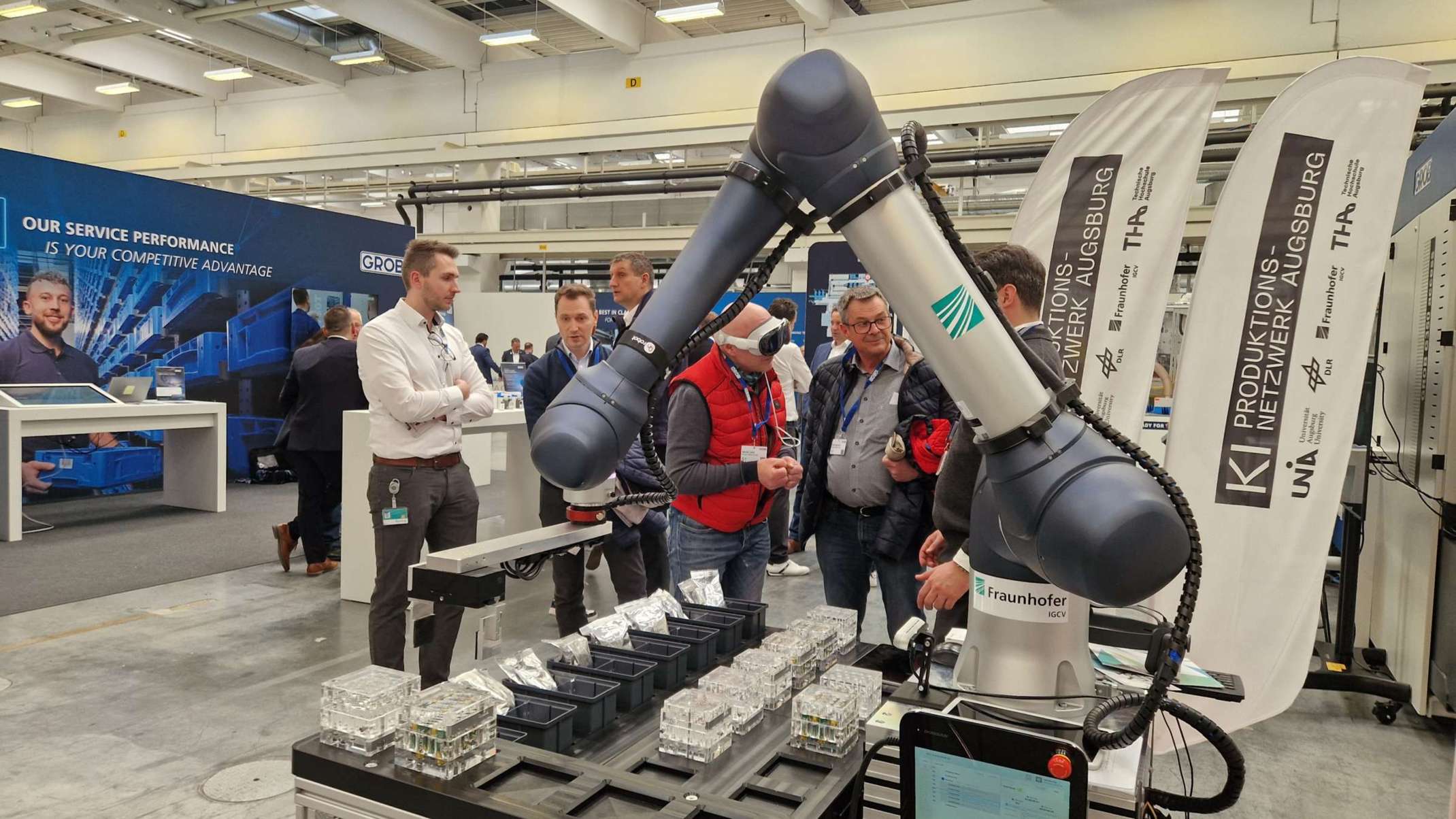 KI-Produktionsnetzwerk auf der GROB-Hausmesse 2026