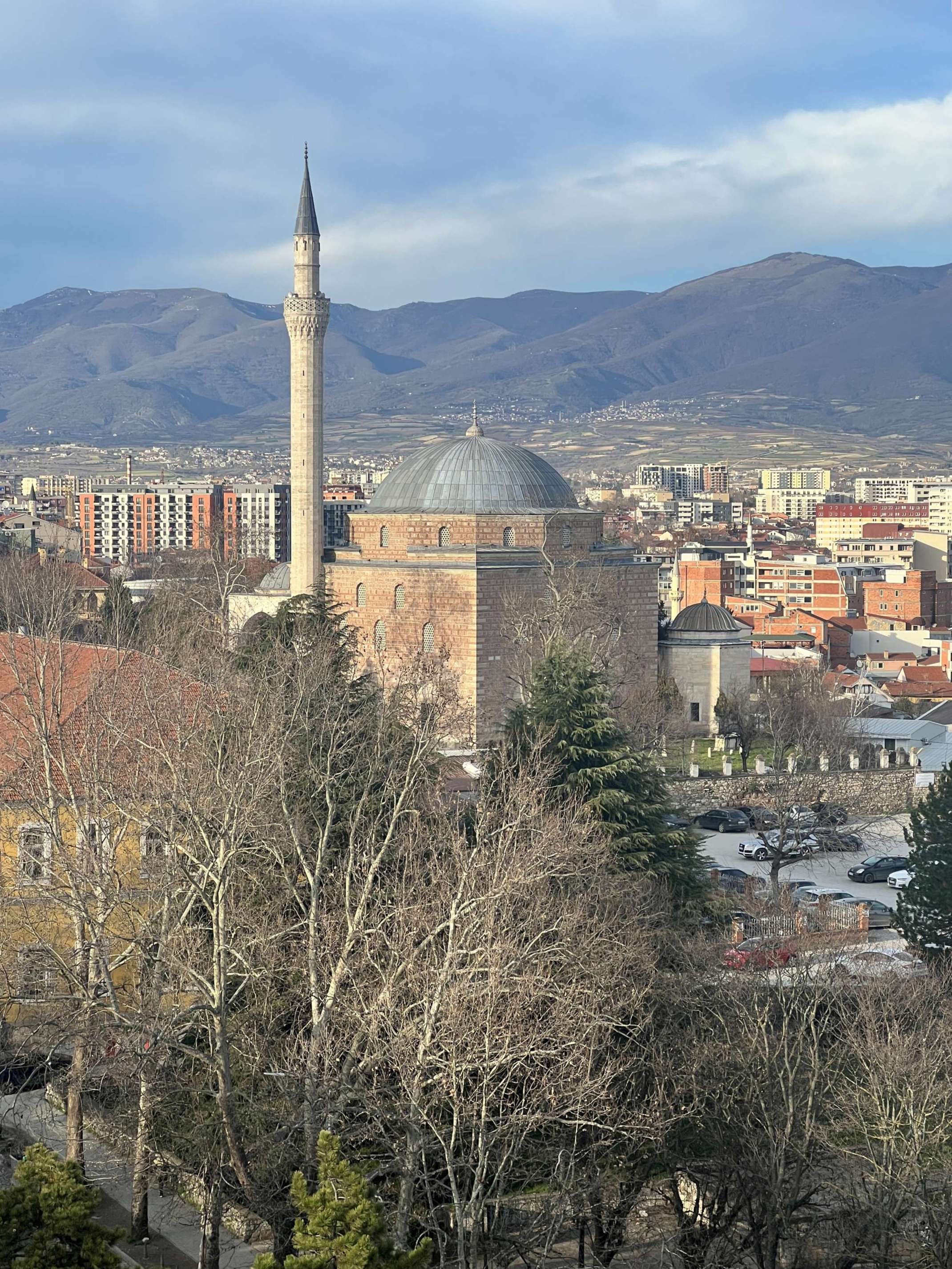 Moschee mit Minarett Moschee mit Minarett