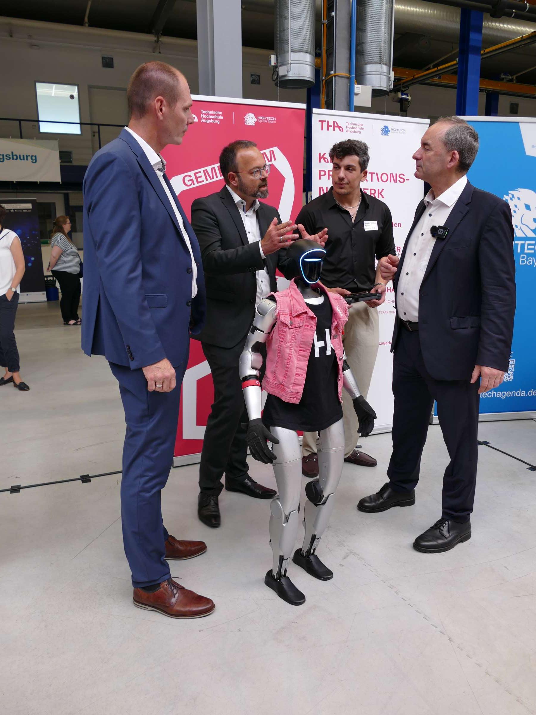 Besuch von StM Hubert Aiwanger am THA Messestand Besuch von StM Hubert Aiwanger am THA Messestand